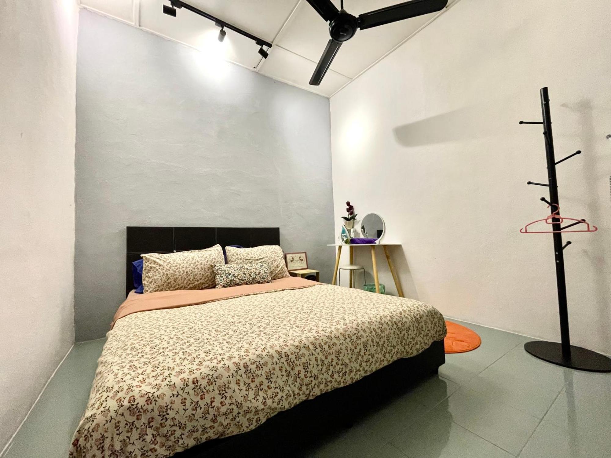 Heritage Cozy Entire 3 Bedroom House At Kijang Alma Bukit Mertajam Esterno foto